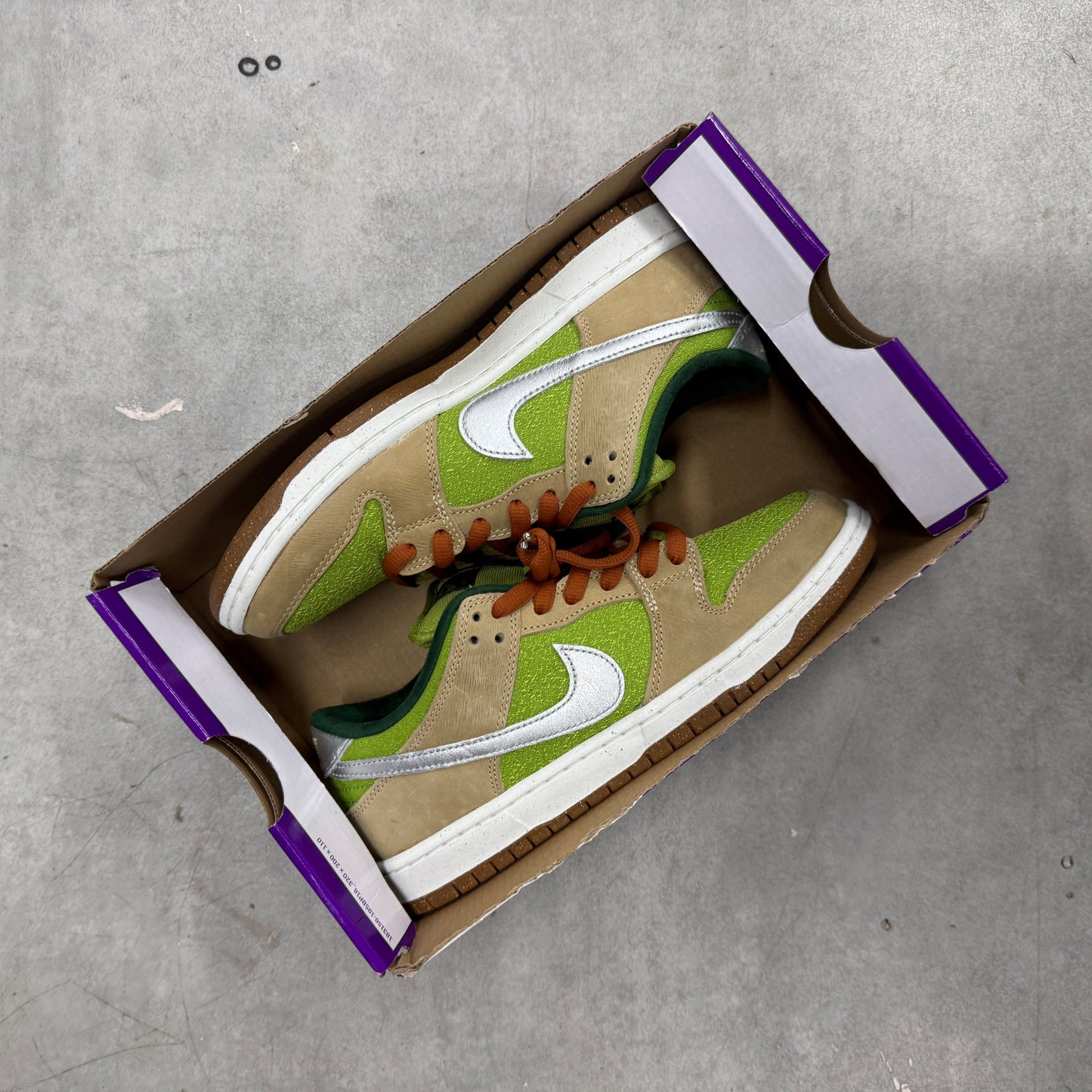 Nike SB Dunk Low 'Escargot'