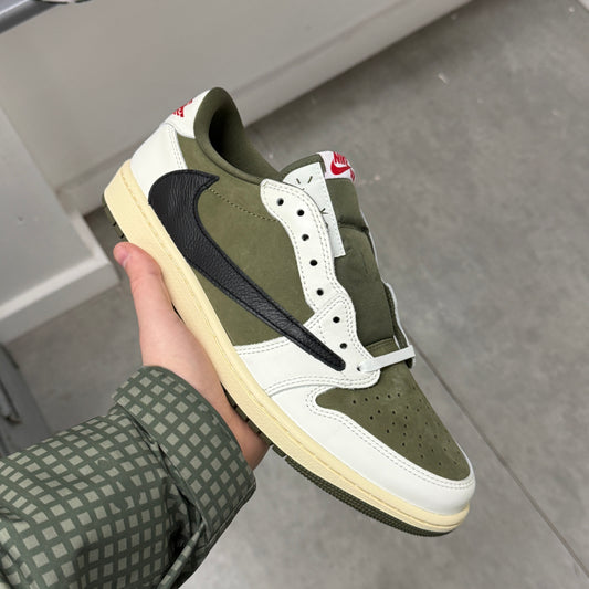 Nike x Travis Scott Air Jordan 1 Low OG 'Medium Olive'