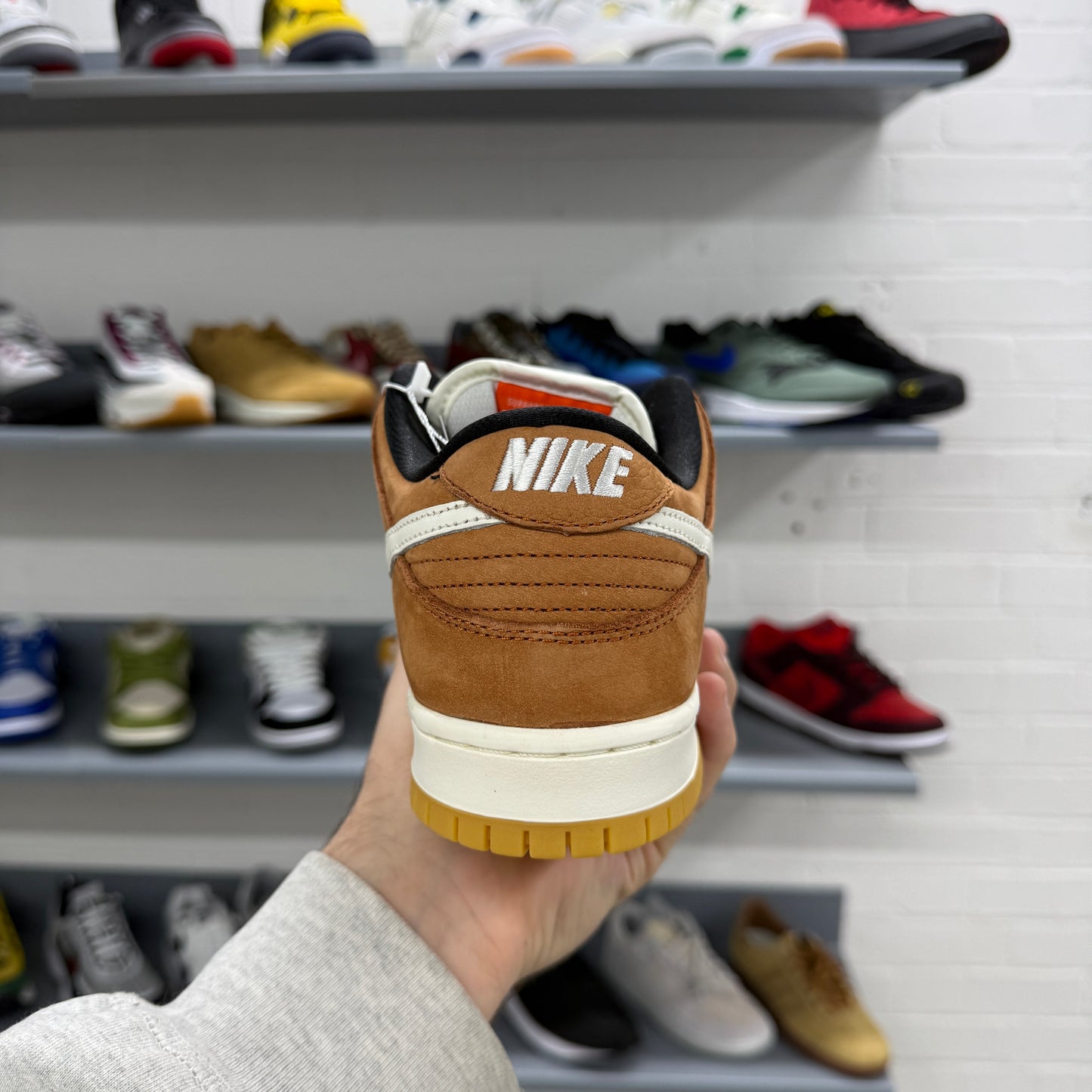 Nike SB Dunk Low ISO 'Dark Russet'