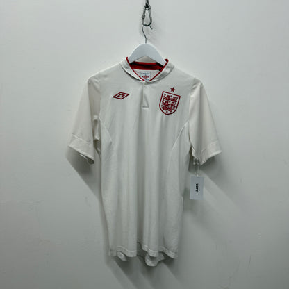 Umbro England 10/12 Home Kit Walcott Medium