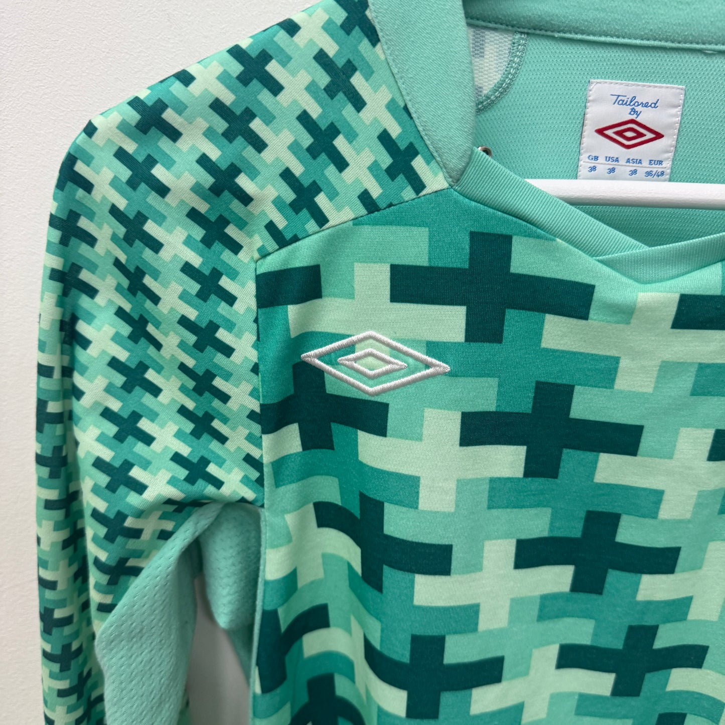 Umbro England 11/12 Goalkeeper Kit Small