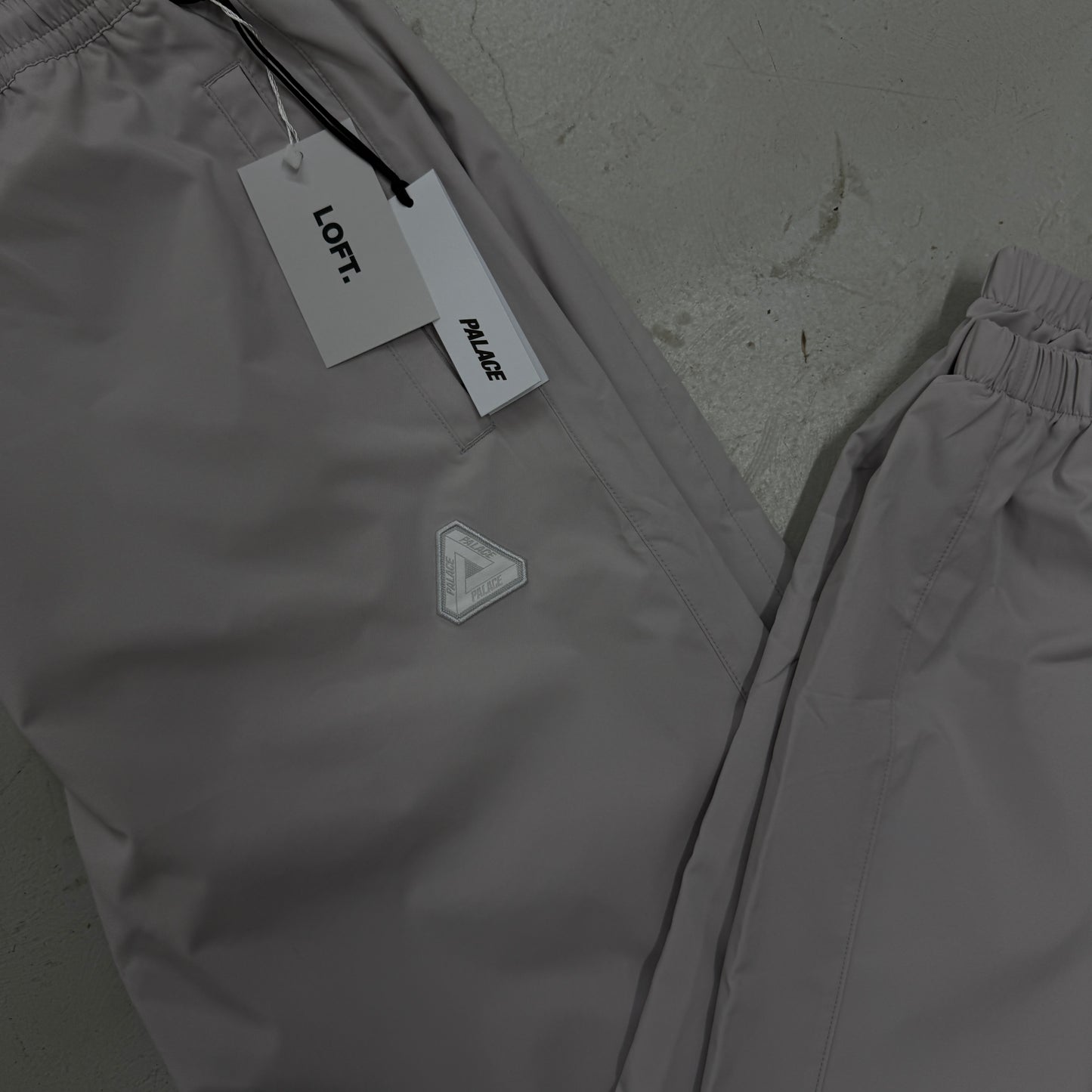 Palace Baggy Shell Jogger 'Arctic Grey'