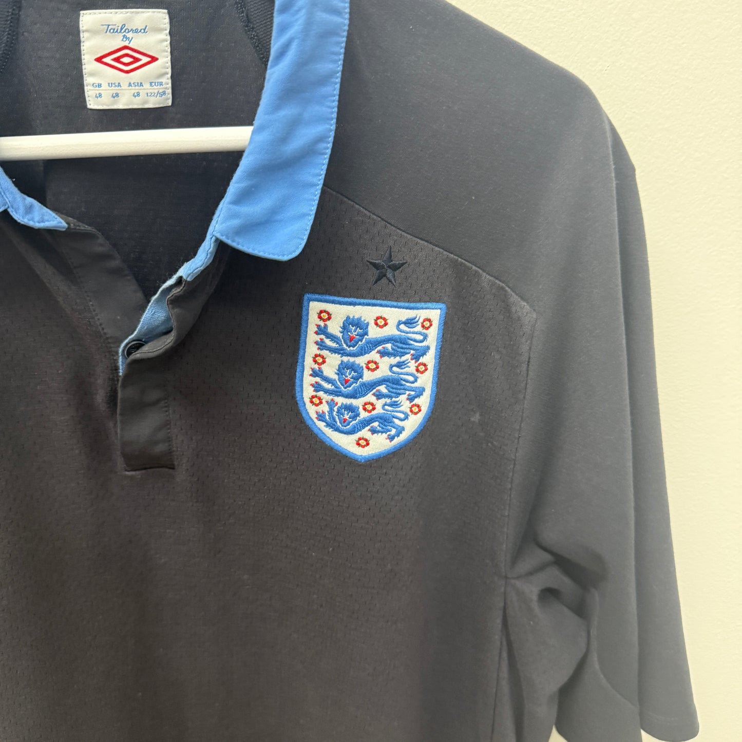 Umbro England 11/12 Away Kit XL