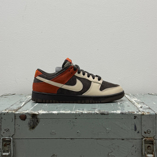 Nike Dunk Low 'Red Panda'