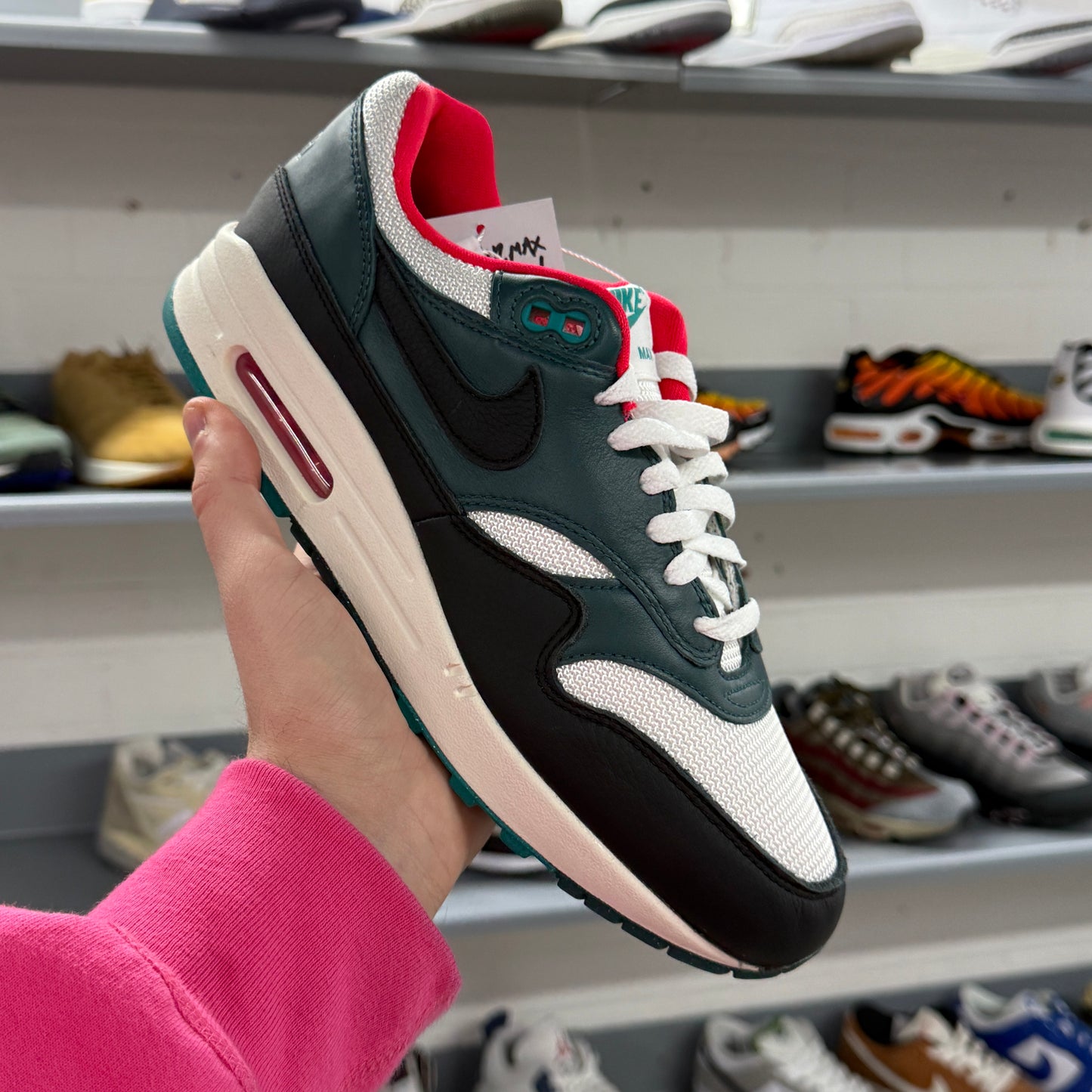 Nike Air Max 1 x Lebron James 'Liverpool'