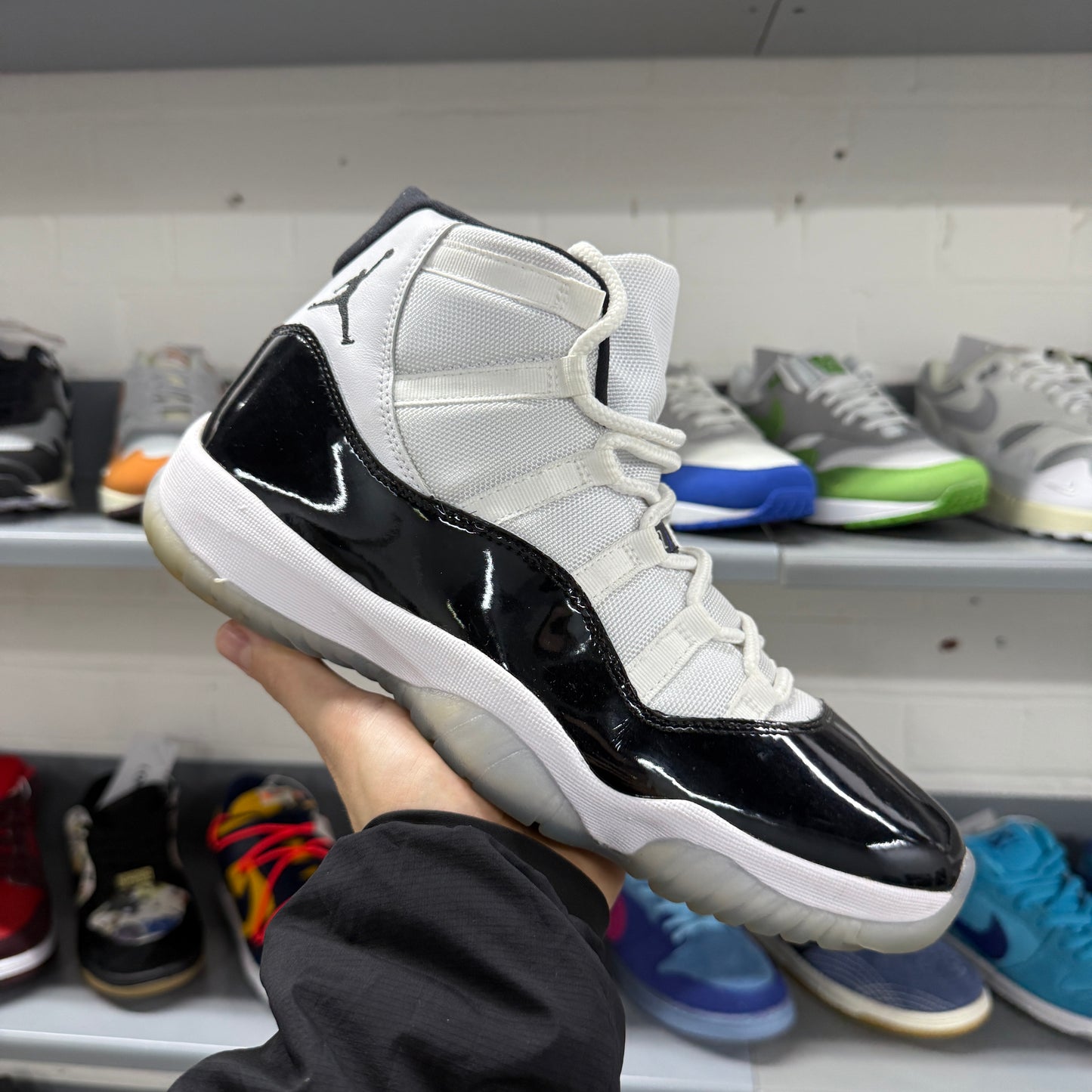 Nike Air Jordan 11 Retro 'Concord' *USED*