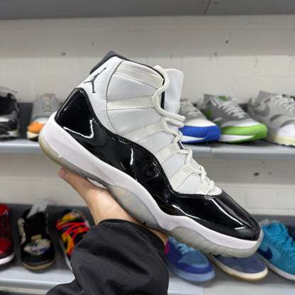 Nike Air Jordan 11 Retro 'Concord' *USED*