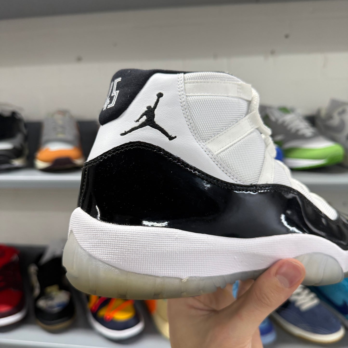 Nike Air Jordan 11 Retro 'Concord' *USED*