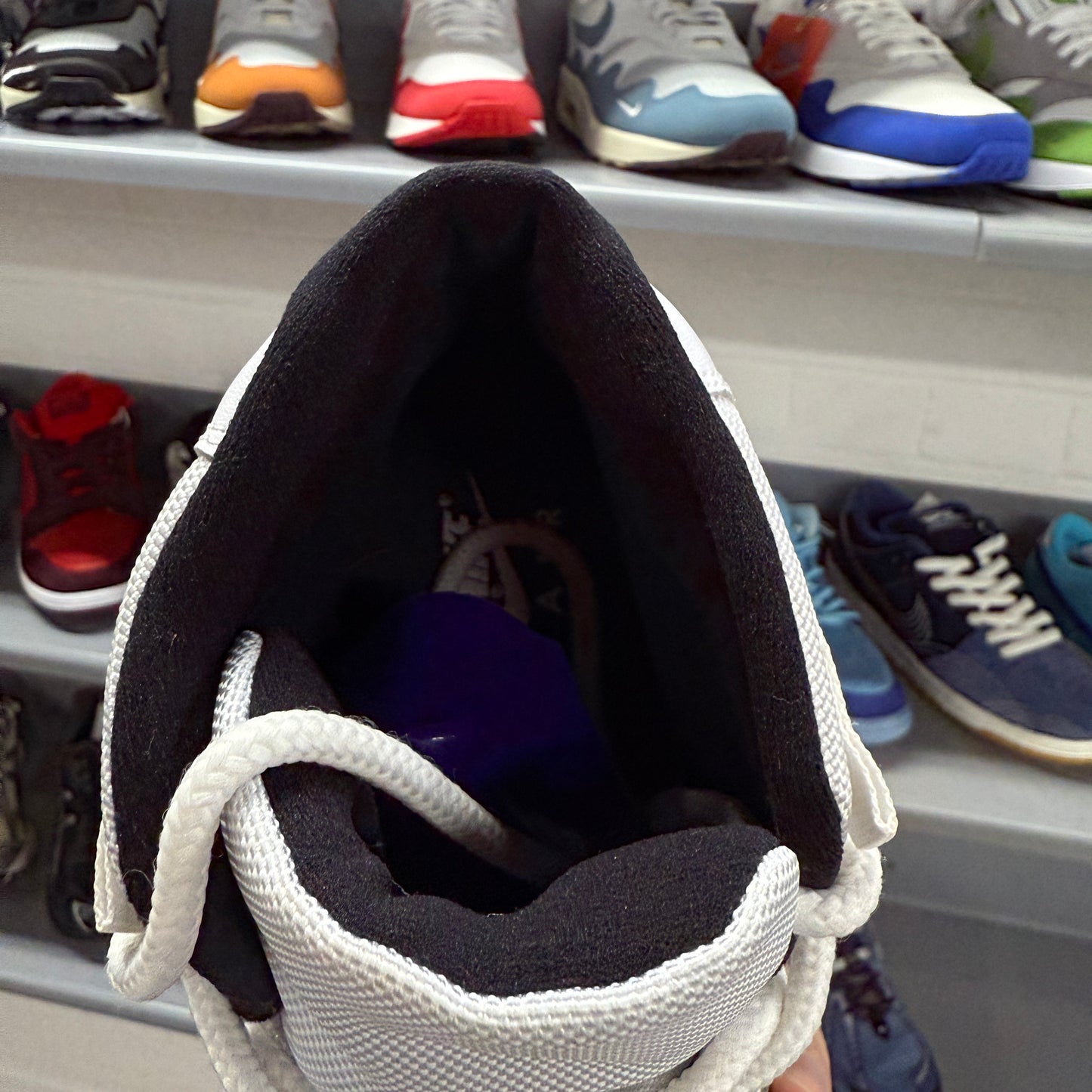 Nike Air Jordan 11 Retro 'Concord' *USED*