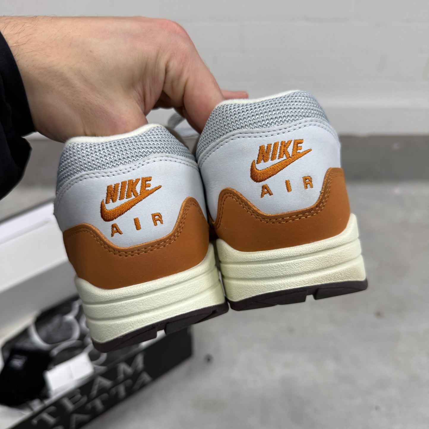 Nike x Patta Air Max 1 'Monarch' *USED*