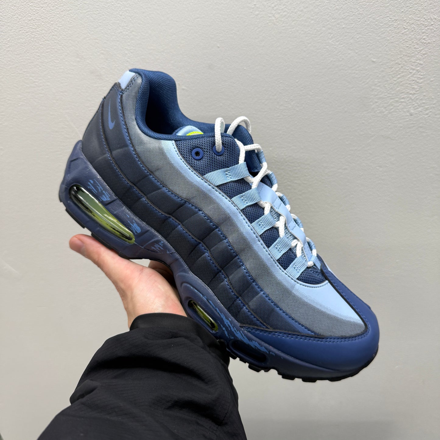 Nike x YU GI OH Air Muscle 95