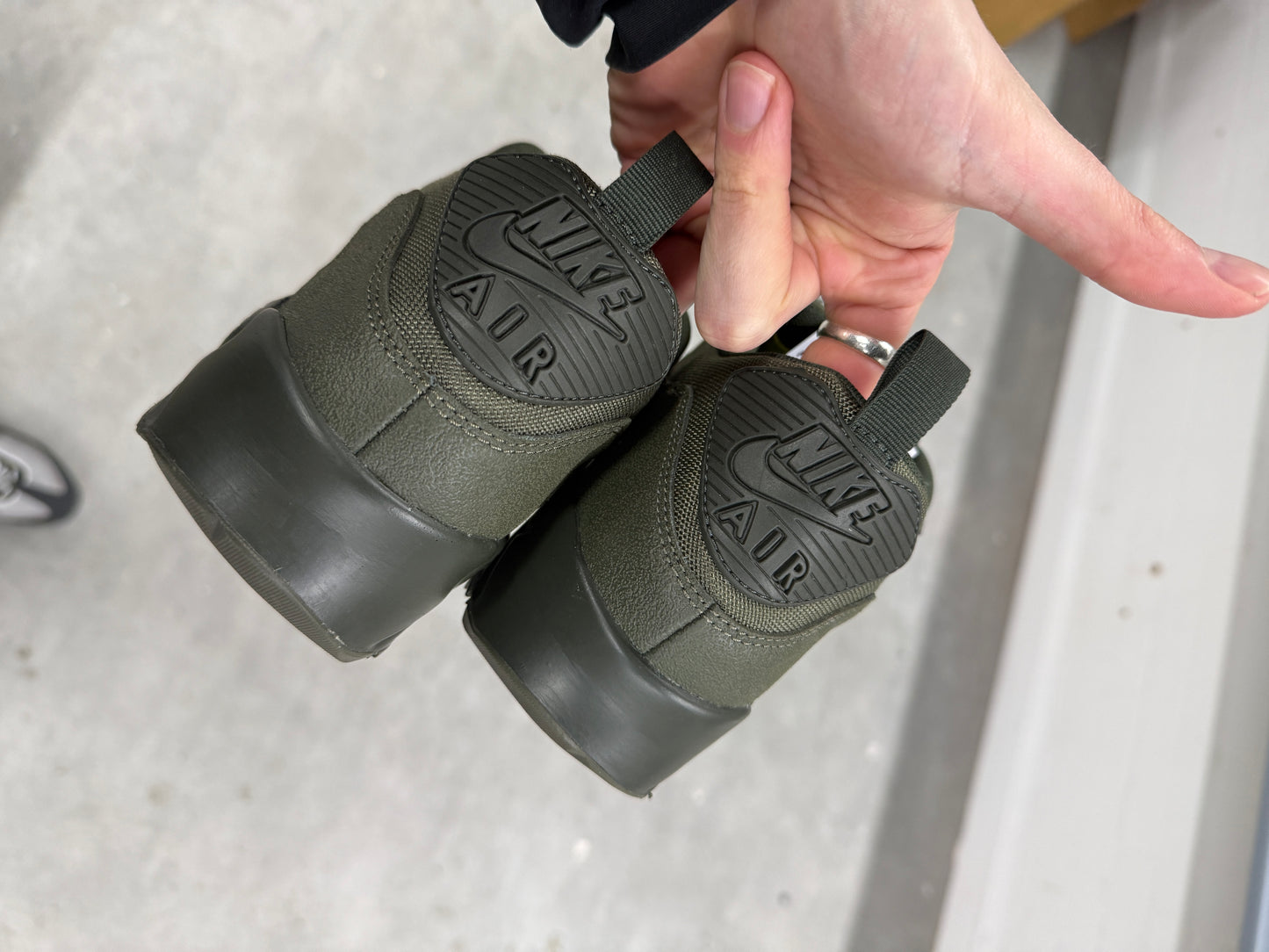 Nike Air Max 90 Surplus Olive (Used)