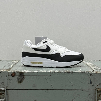 Nike Wmns Air Max 1 'White & Black'