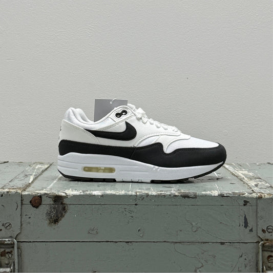 Nike Wmns Air Max 1 'White & Black'