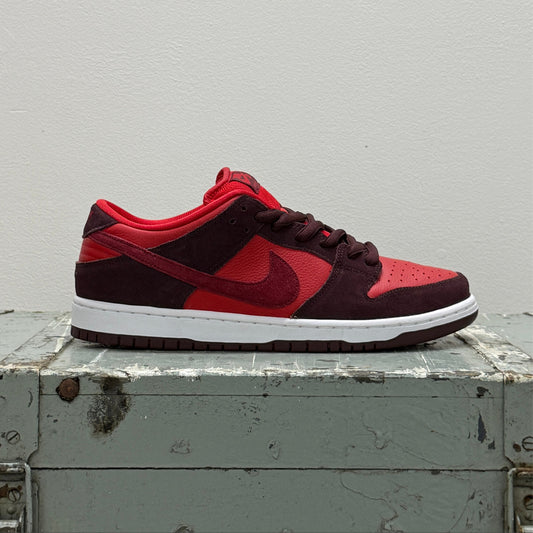 Nike SB Dunk Low 'Cherry'