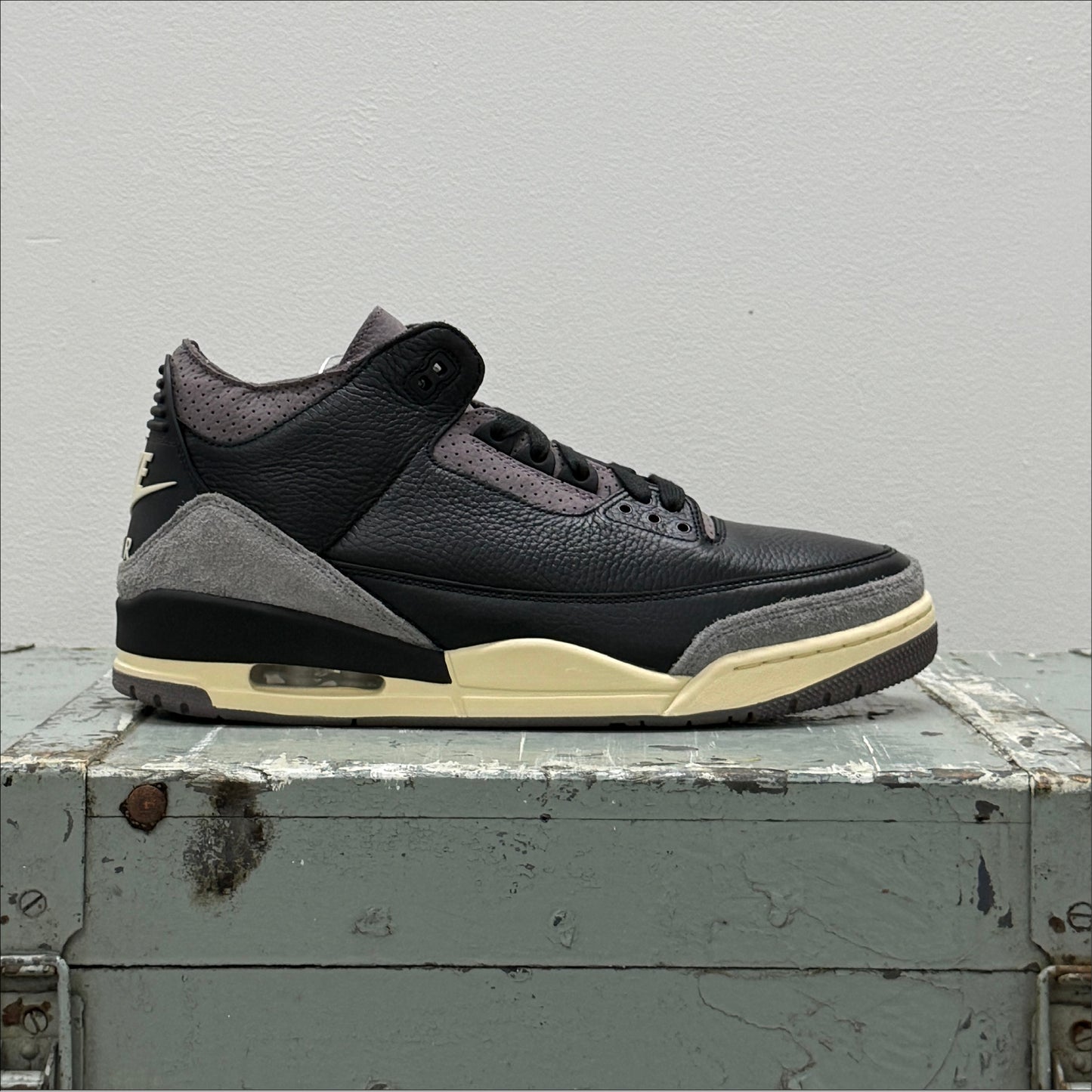 Nike x A Ma Maniere Air Jordan 3
