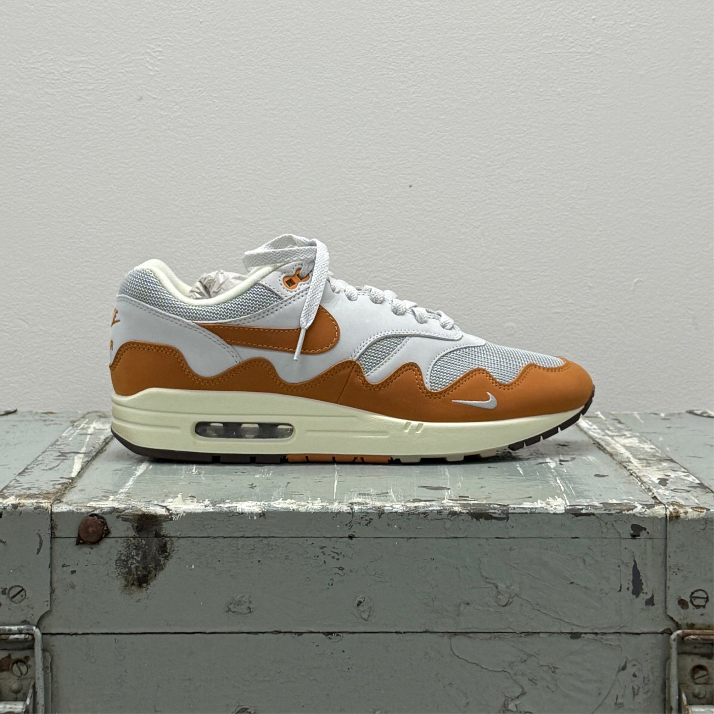 Nike x Patta Air Max 1 'Monarch' *USED*