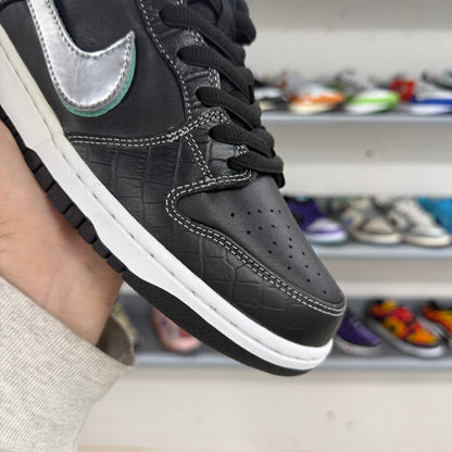 Nike SB Dunk Low x Diamond Supply 'Tiffany'
