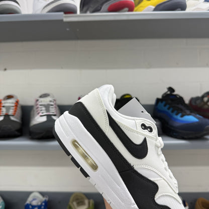 Nike Wmns Air Max 1 'White & Black'