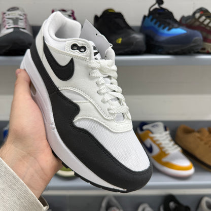 Nike Wmns Air Max 1 'White & Black'