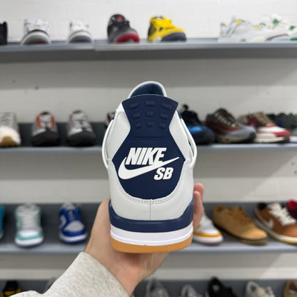 Nike Air Jordan 4 SB 'Navy'